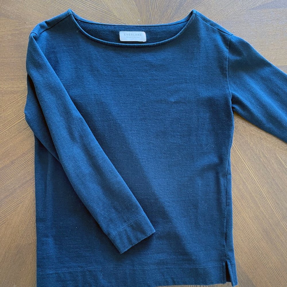 Everlane Women's Roll-neck long sleeve lightweight sweatshirt